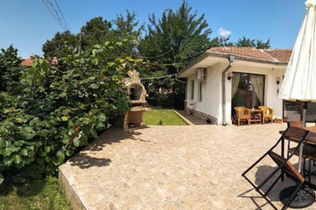 Guesthouse Oasis-Шабла Екстериор снимка