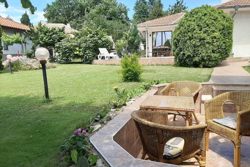 Guesthouse Oasis-Шабла Екстериор снимка