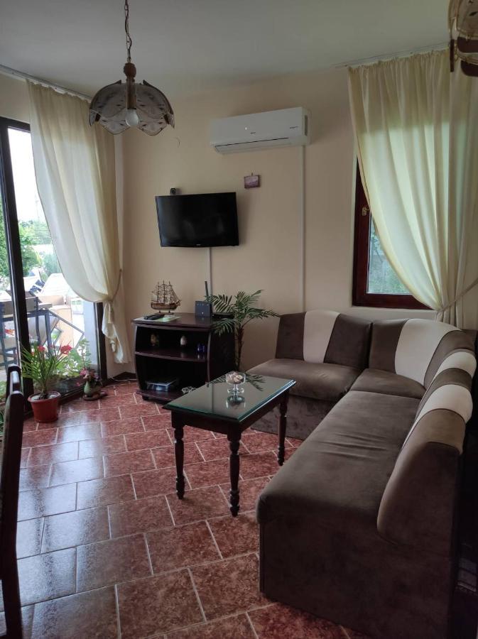 Guesthouse Oasis-Шабла Екстериор снимка